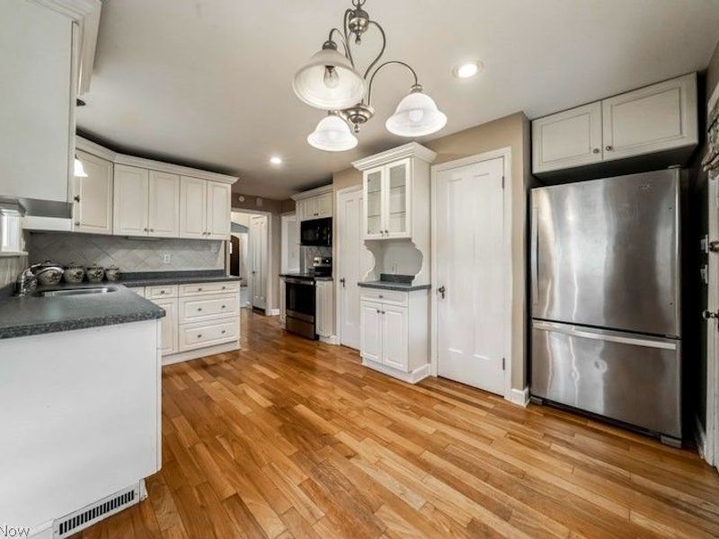 1632 Oakmount Road, South Euclid, OH 44121 Photo 10