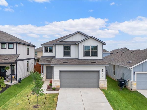 153 Purple Sandpiper LN, Leander, TX 78641