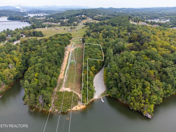 Arrowhead Tr, Kingston, TN 37763