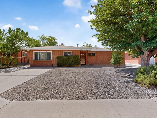 1809 Cornell Drive SE, Albuquerque, NM 87106