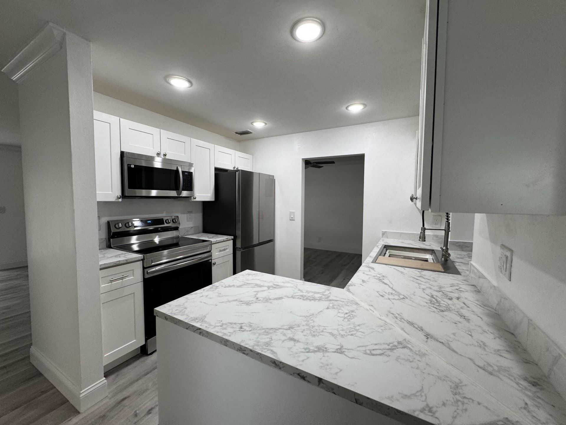 1331 W Campanelli Drive, Plantation, FL 33322 Photo