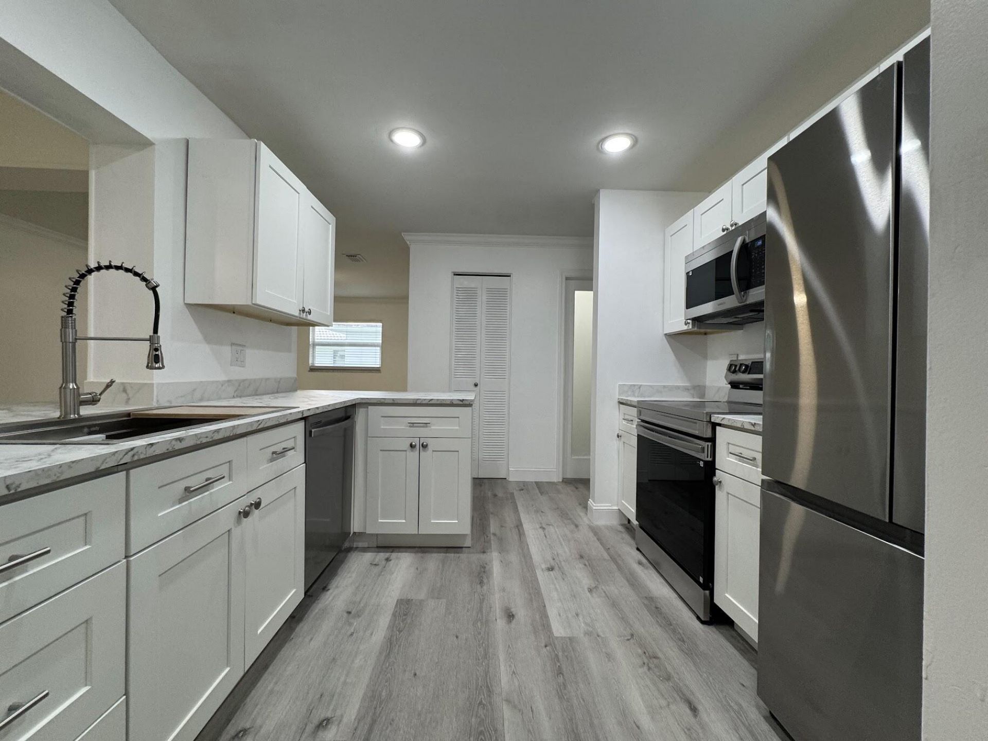 1331 W Campanelli Drive, Plantation, FL 33322 Photo