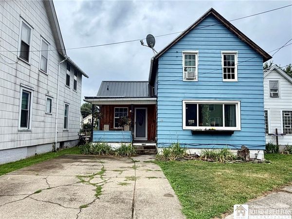 23 N Roberts Road, Dunkirk, NY 14048