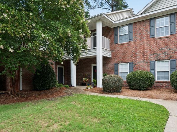2209 Locksley Woods Drive, Unit E, Greenville, NC 27858