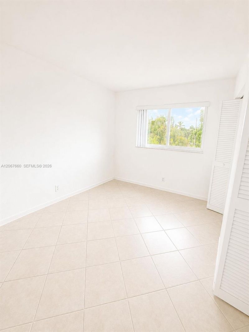 500 E Country Club Cir , Unit 4, Plantation, FL 33317 Photo