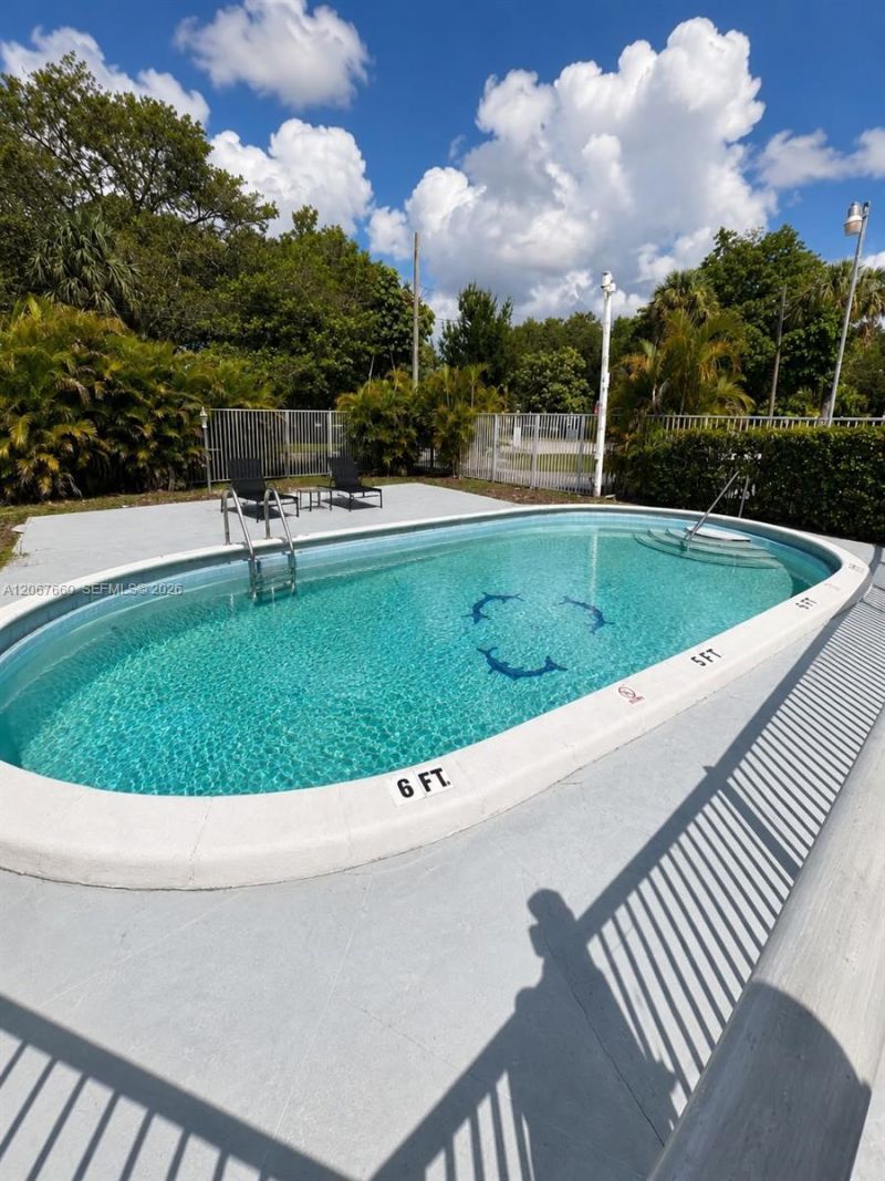 500 E Country Club Cir , Unit 4, Plantation, FL 33317 Photo