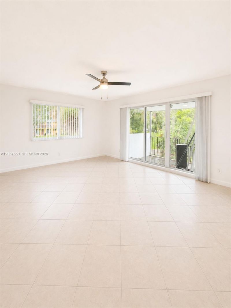 500 E Country Club Cir , Unit 4, Plantation, FL 33317 Photo