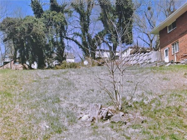 837 Watts Street, Charleston, WV 25302