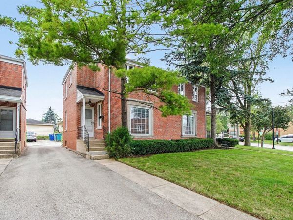 706 Broadview Avenue, Highland Park, IL 60035