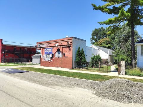 Main Photo