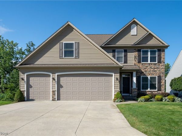 8712 Blue Heron Way, Mentor, OH 44060