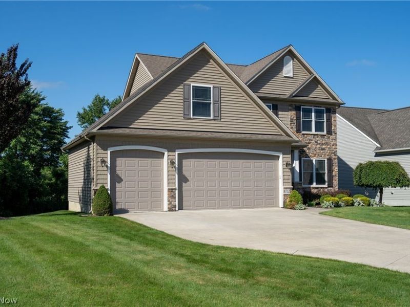 8712 Blue Heron Way, Mentor, OH 44060 Photo 3