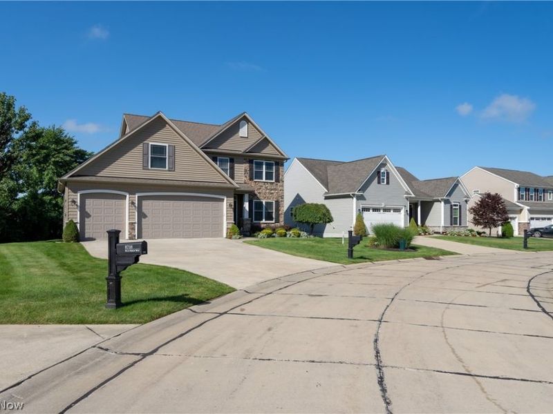 8712 Blue Heron Way, Mentor, OH 44060 Photo 4
