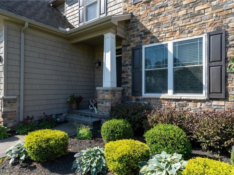 8712 Blue Heron Way, Mentor, OH 44060 Photo 6