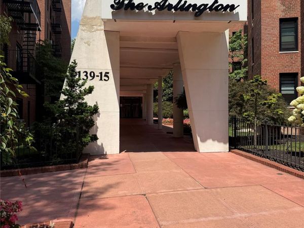 139-15 83rd Avenue, Unit 527, Briarwood, NY 11435