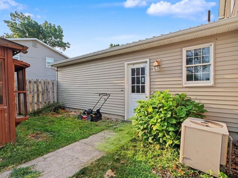 570 Butte, Willard, OH 44890 Photo 37
