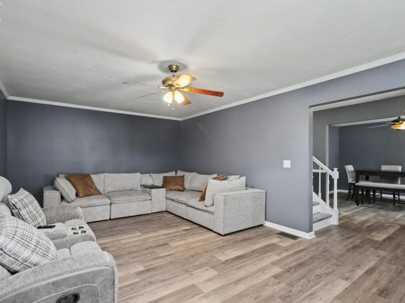 570 Butte, Willard, OH 44890 Photo 5