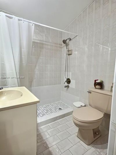 1885 SW 21st Ter, Miami, FL 33145 Photo