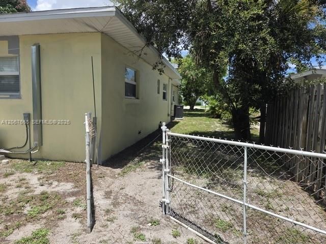 505 SW South Carolina Dr, Unit 505, Stuart, FL 34994 Photo