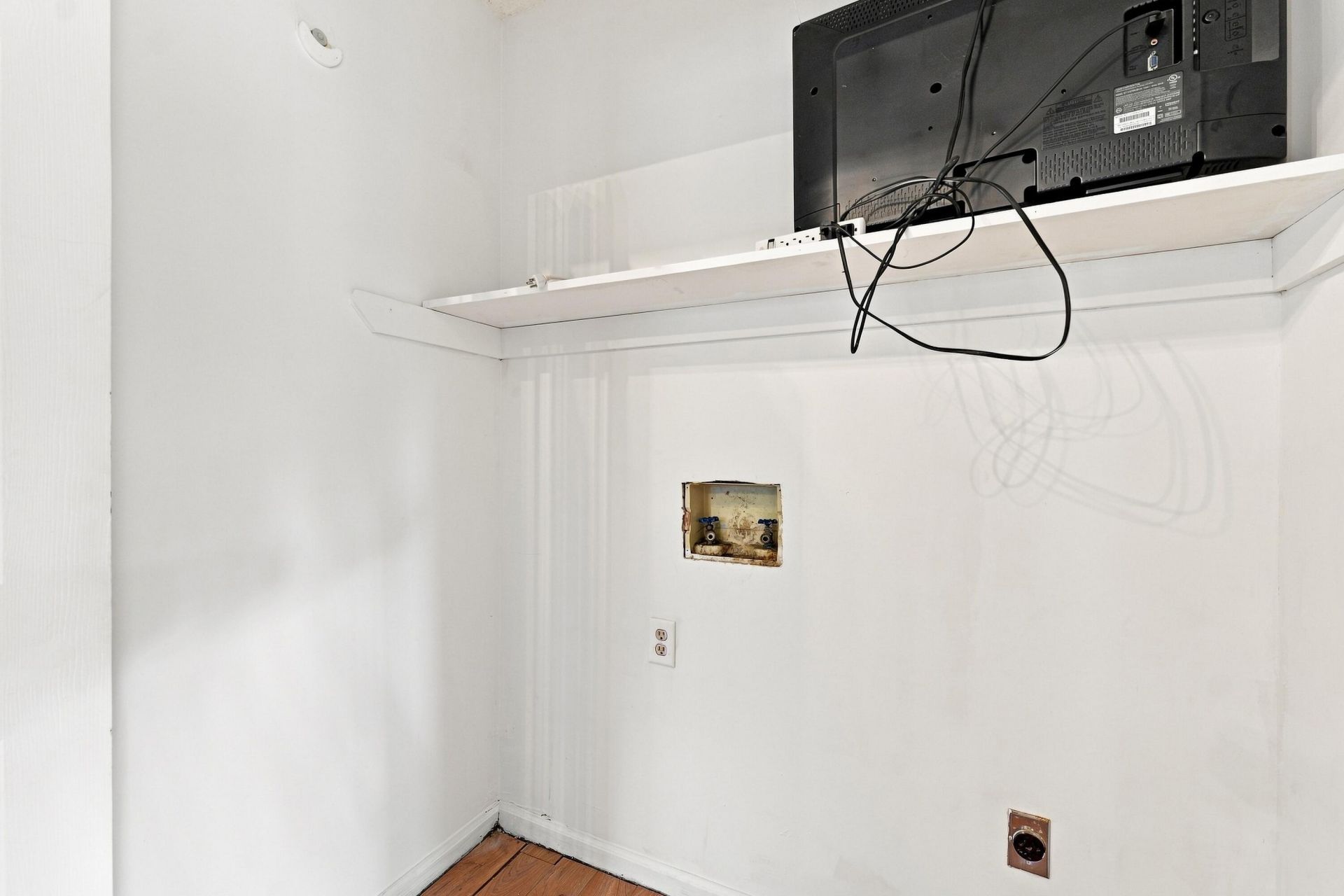 116 O'carroll Street Photo 20