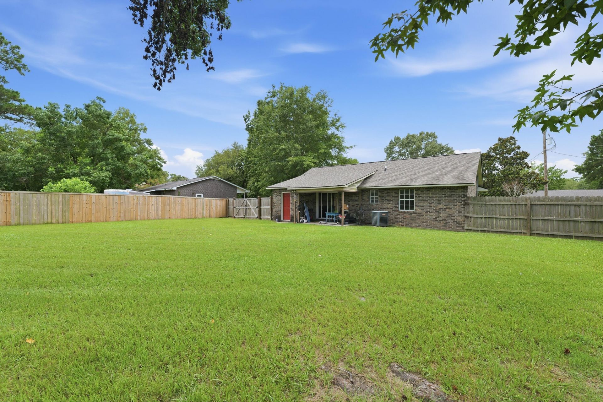 116 O'carroll Street Photo 24