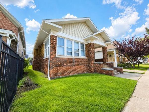 3724 Grand Boulevard , East Chicago, IN 46312
