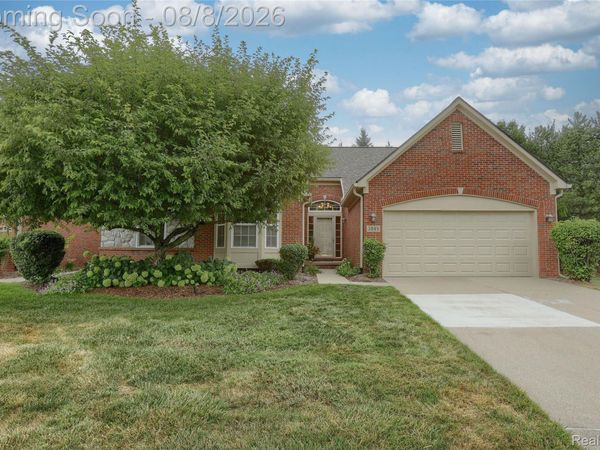 3845 Arbor Drive, Auburn Hills, Mi 48326