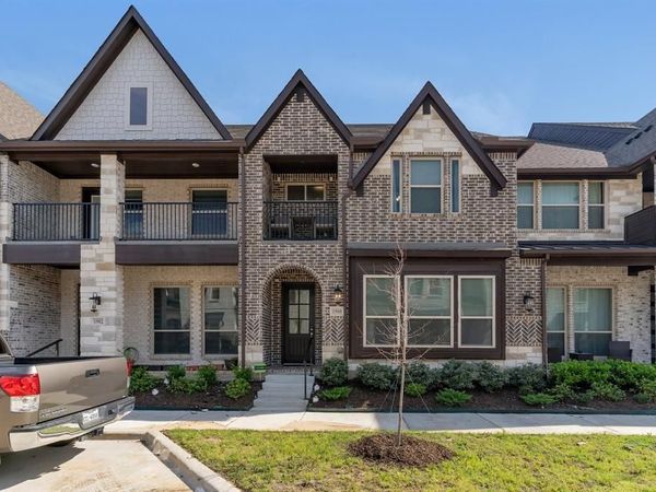 1900 Melinda Lane, Farmers Branch, TX 75234
