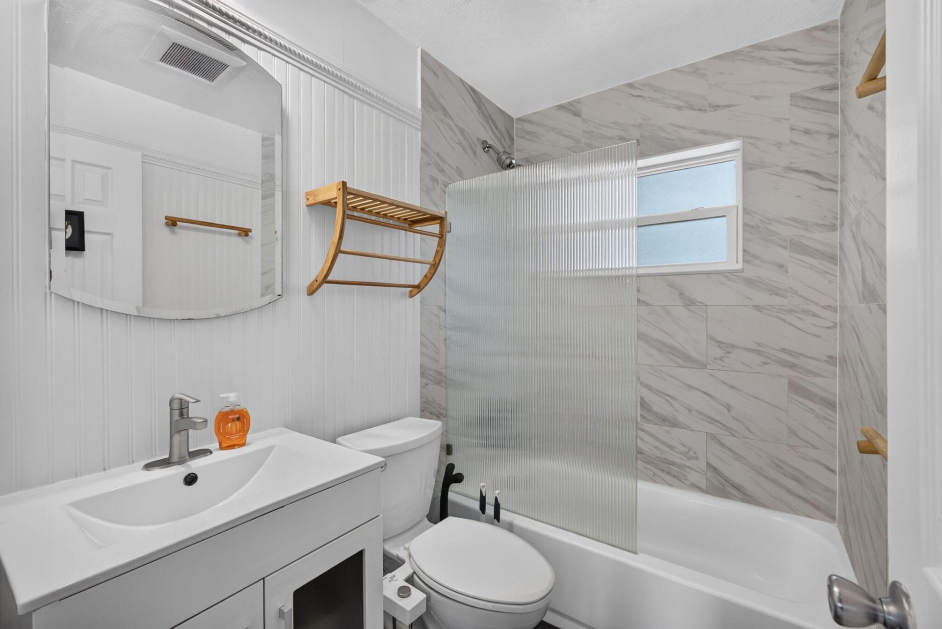 216 E 24th Street, Riviera Beach, FL 33404 Photo