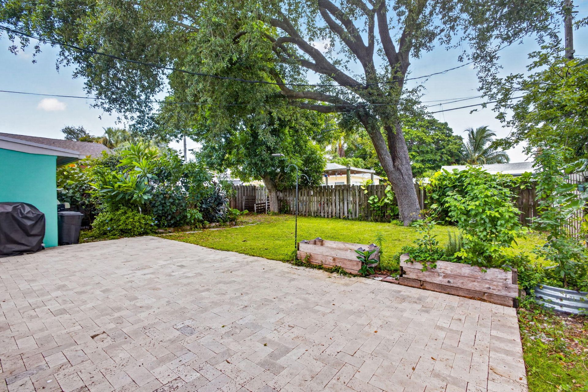 216 E 24th Street, Riviera Beach, FL 33404 Photo