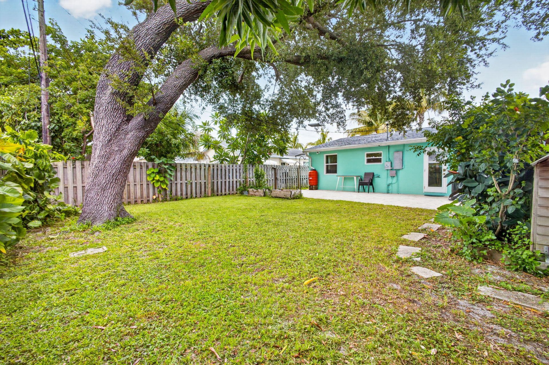 216 E 24th Street, Riviera Beach, FL 33404 Photo