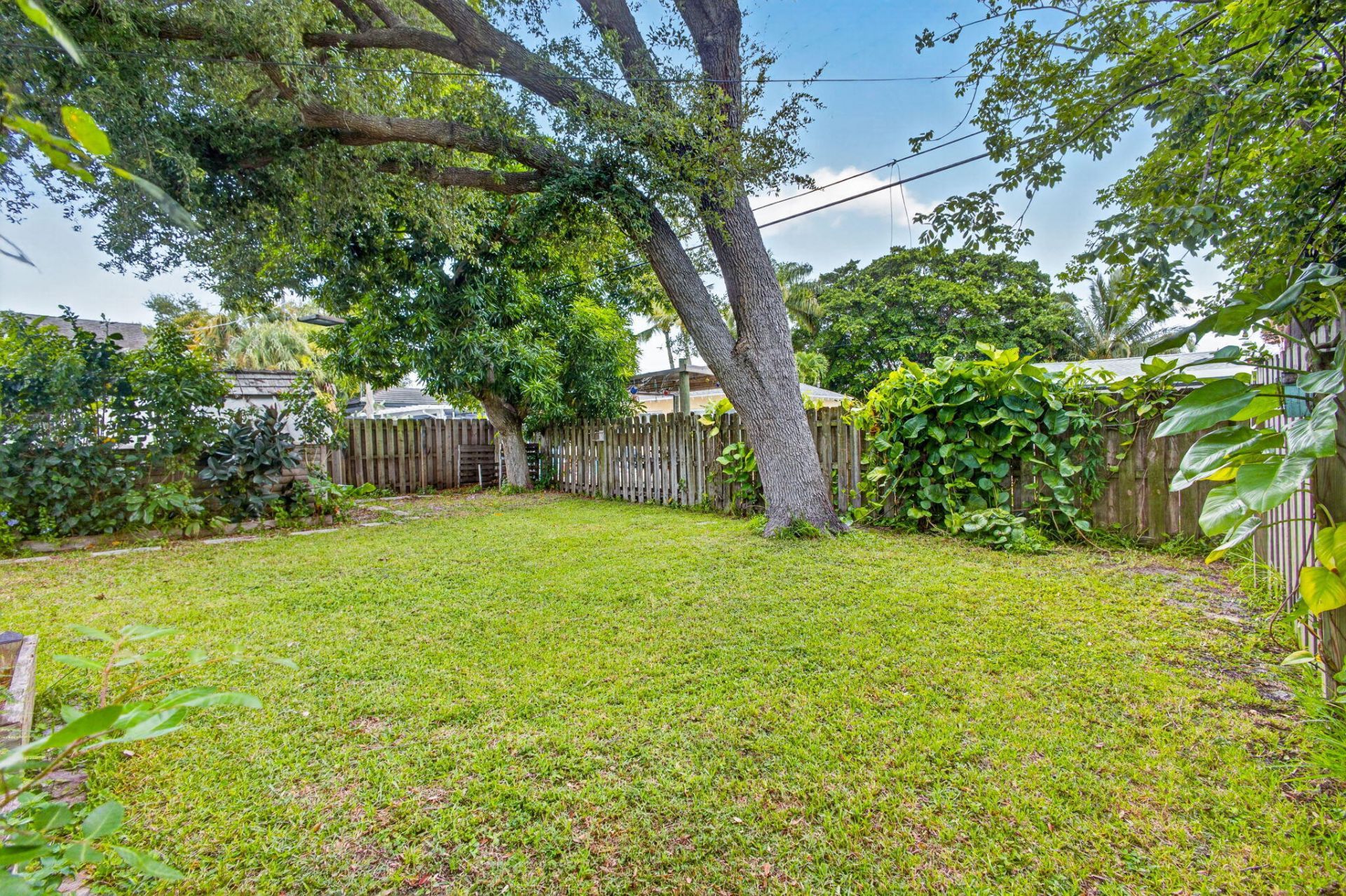 216 E 24th Street, Riviera Beach, FL 33404 Photo