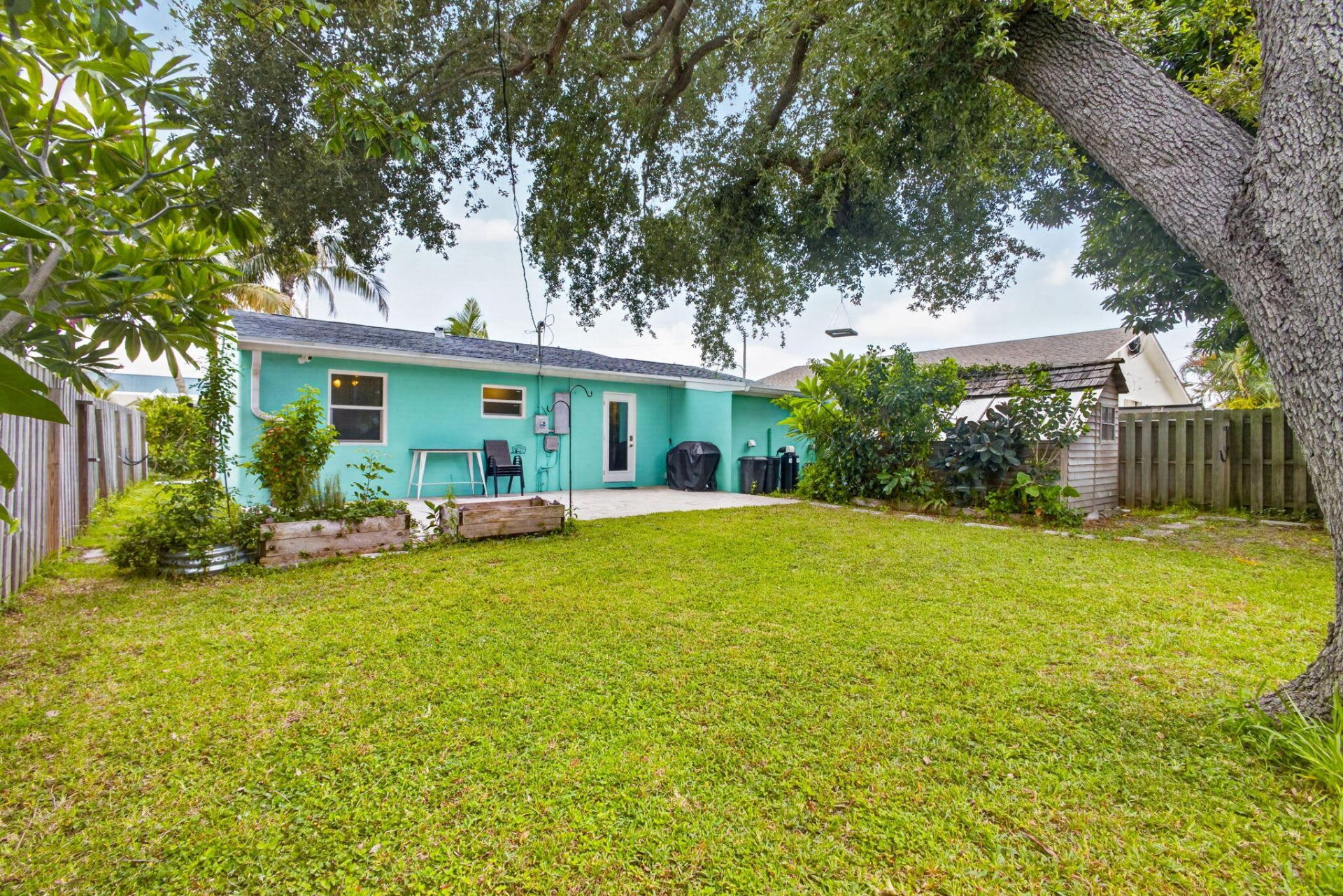 216 E 24th Street, Riviera Beach, FL 33404 Photo