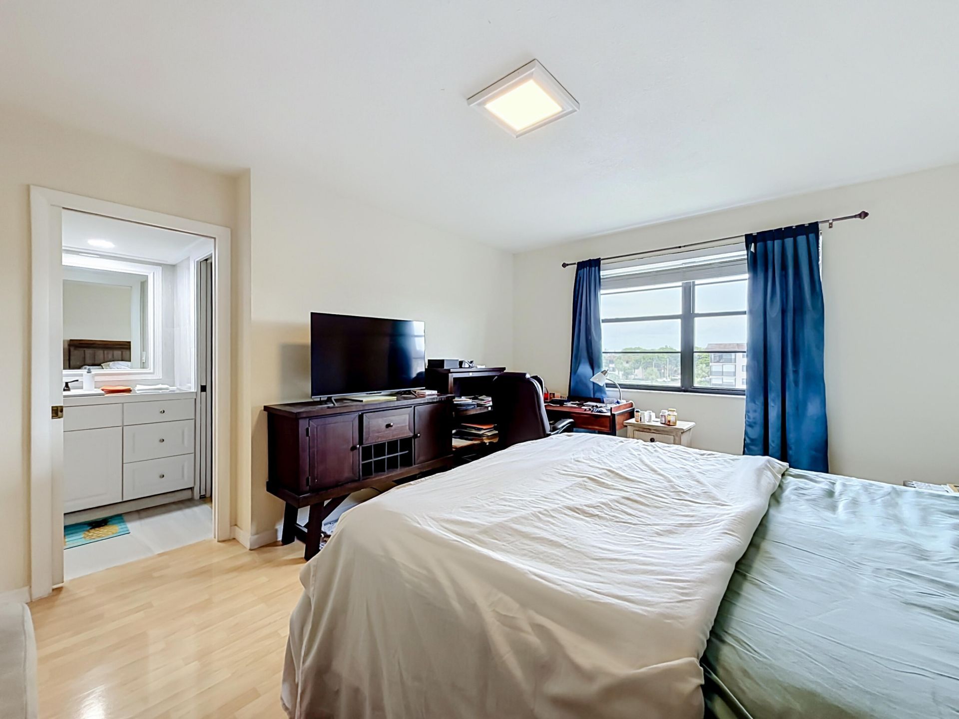 4970 E Sabal Palm Boulevard, Unit 412, Tamarac, FL 33319 Photo
