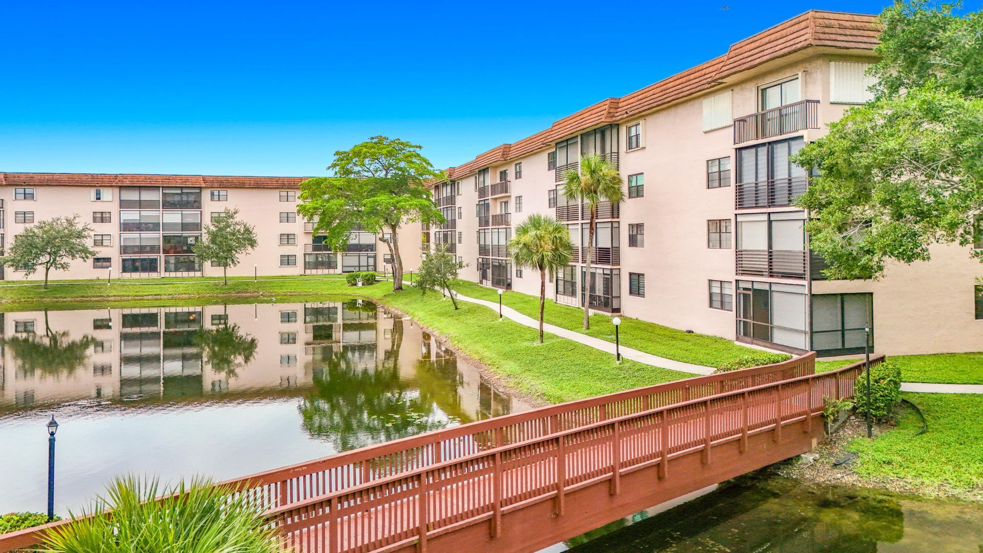 4970 E Sabal Palm Boulevard, Unit 412, Tamarac, FL 33319 Photo
