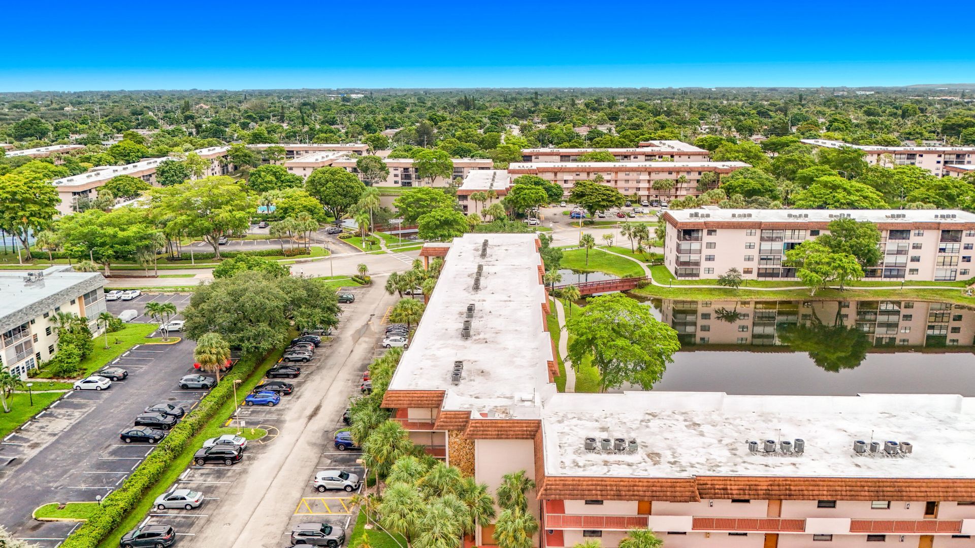 4970 E Sabal Palm Boulevard, Unit 412, Tamarac, FL 33319 Photo