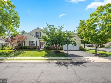 100 WYNDHAM WOODS WAY, HATFIELD, PA 19440