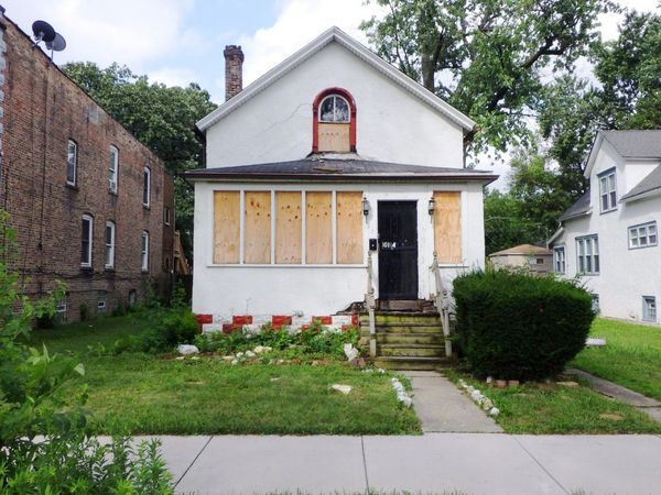 10114 S Winston Avenue , Chicago, IL 60643