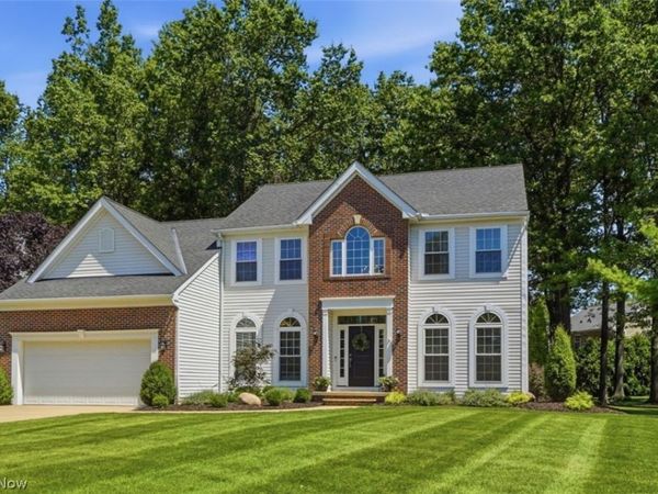 333 Waterside Drive, Avon Lake, OH 44012