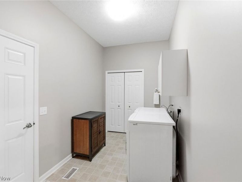 333 Waterside Drive, Avon Lake, OH 44012 Photo 34