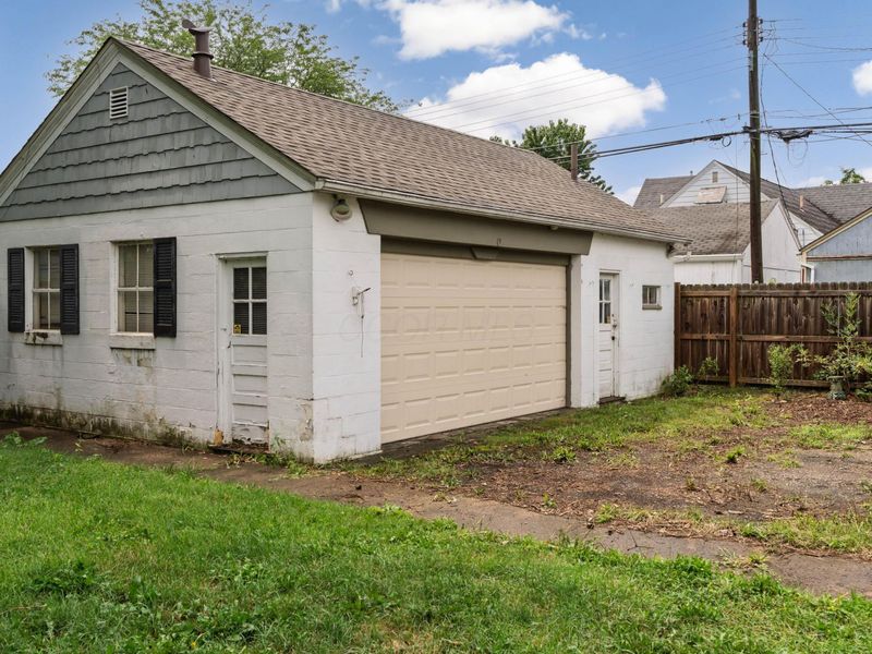 575 Wrexham Avenue, Columbus, OH 43223 Photo 33