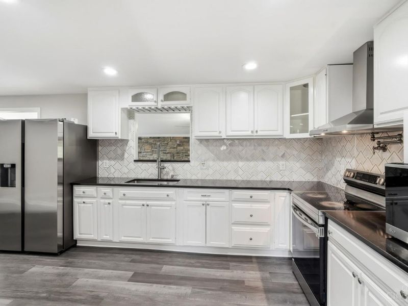 11349 Lincolnshire Drive, Forest Park, OH 45240 Photo 10