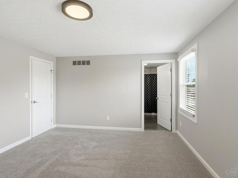11349 Lincolnshire Drive, Forest Park, OH 45240 Photo 21