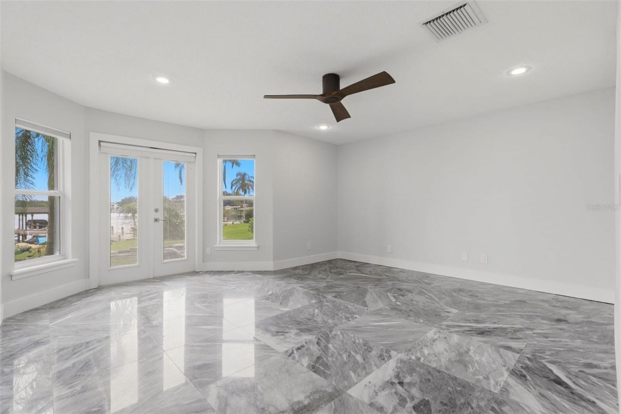 673 Lake Harbor Circle, Orlando, FL 32809 Photo