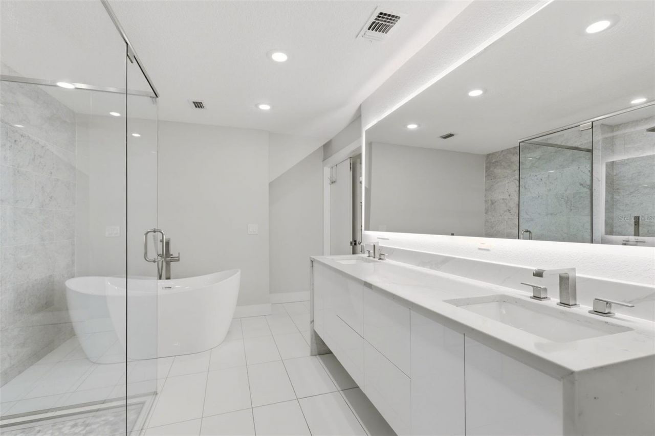 673 Lake Harbor Circle, Orlando, FL 32809 Photo
