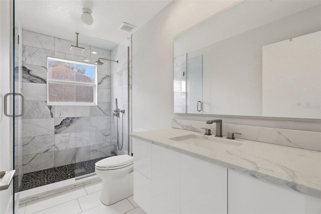 673 Lake Harbor Circle, Orlando, FL 32809 Photo