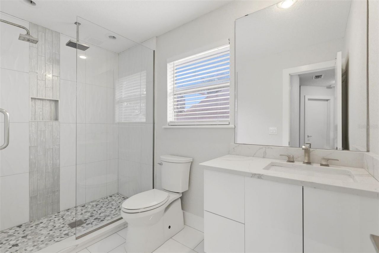 673 Lake Harbor Circle, Orlando, FL 32809 Photo