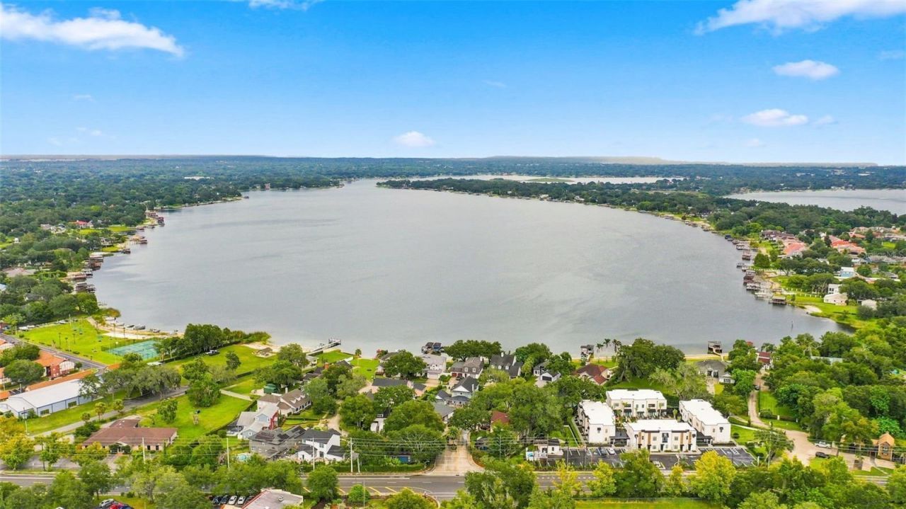 673 Lake Harbor Circle, Orlando, FL 32809 Photo