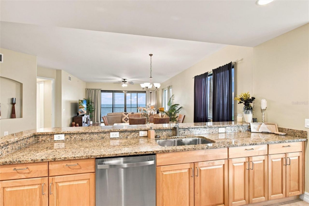 87 Vivante Boulevard, Unit 206, Punta Gorda, FL 33950 Photo