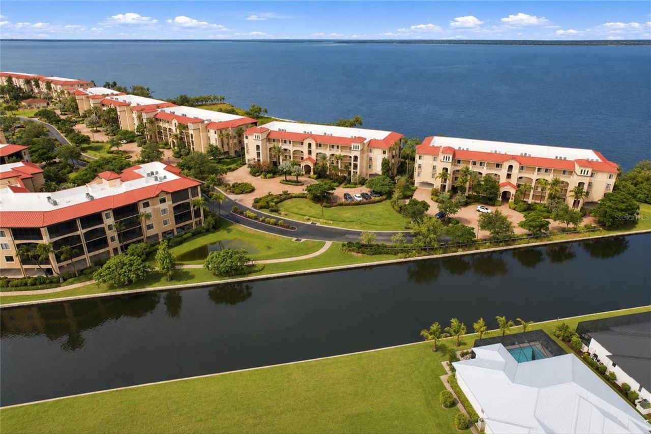 87 Vivante Boulevard, Unit 206, Punta Gorda, FL 33950 Photo